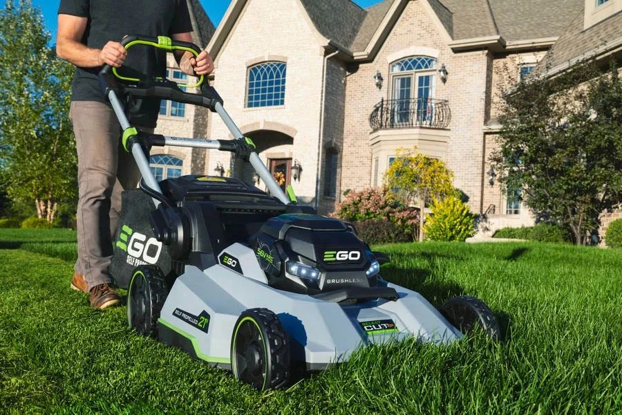 cordless electric lawnmower