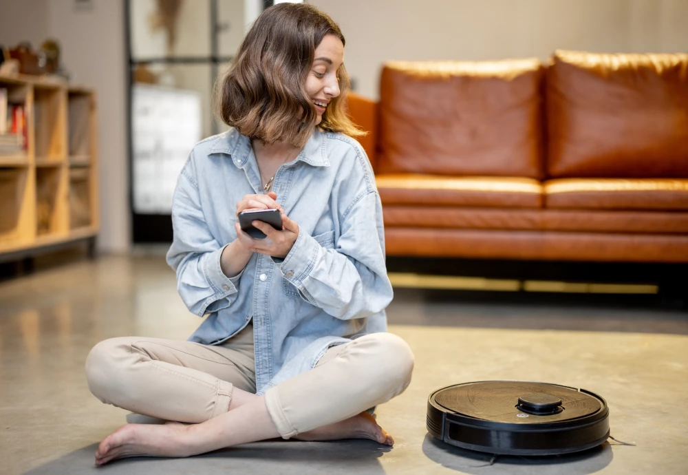 robot vacuum cleaner with water tank